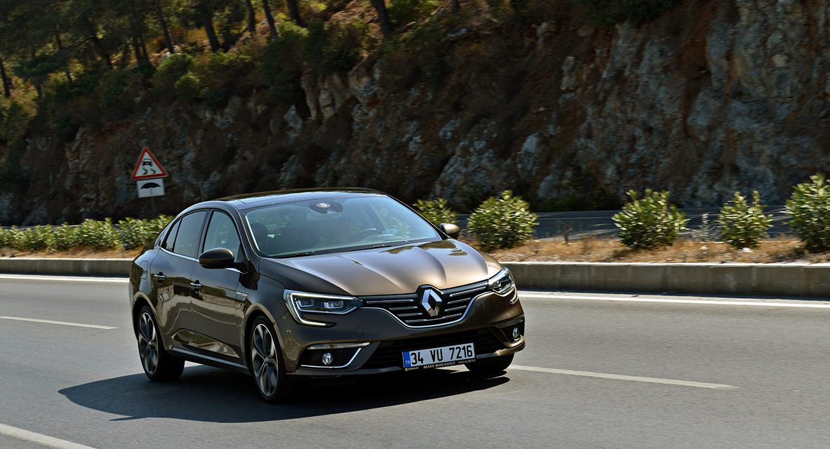 Renault’un yeni 1.3 ve 1.5 motor seçenekleri Megane için geldi
