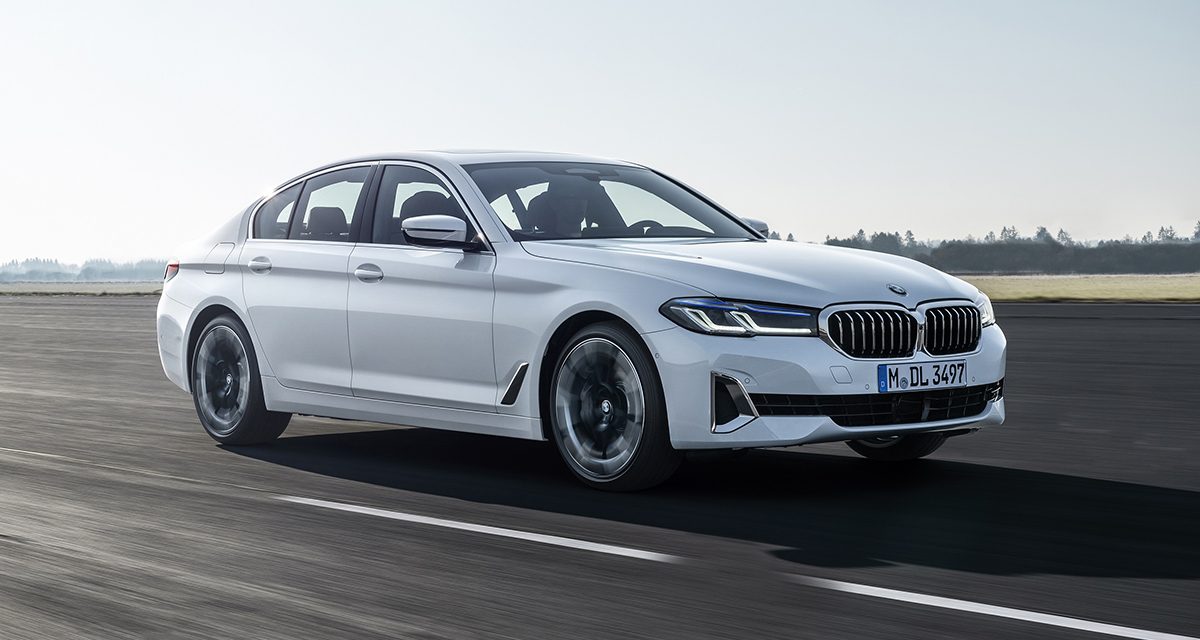 Yenilenen BMW 5 Serisi online lansman ile tanıtıldı