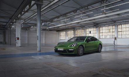 Porsche’den 700 beygirlik Panamera hibrit