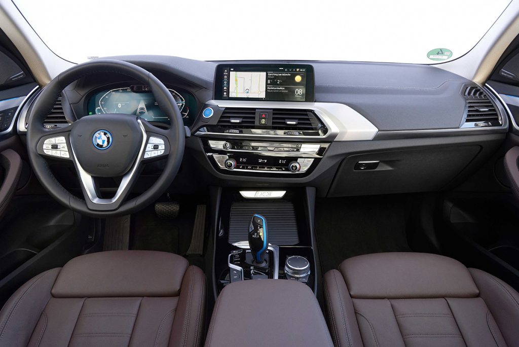 Yeni BMW iX3