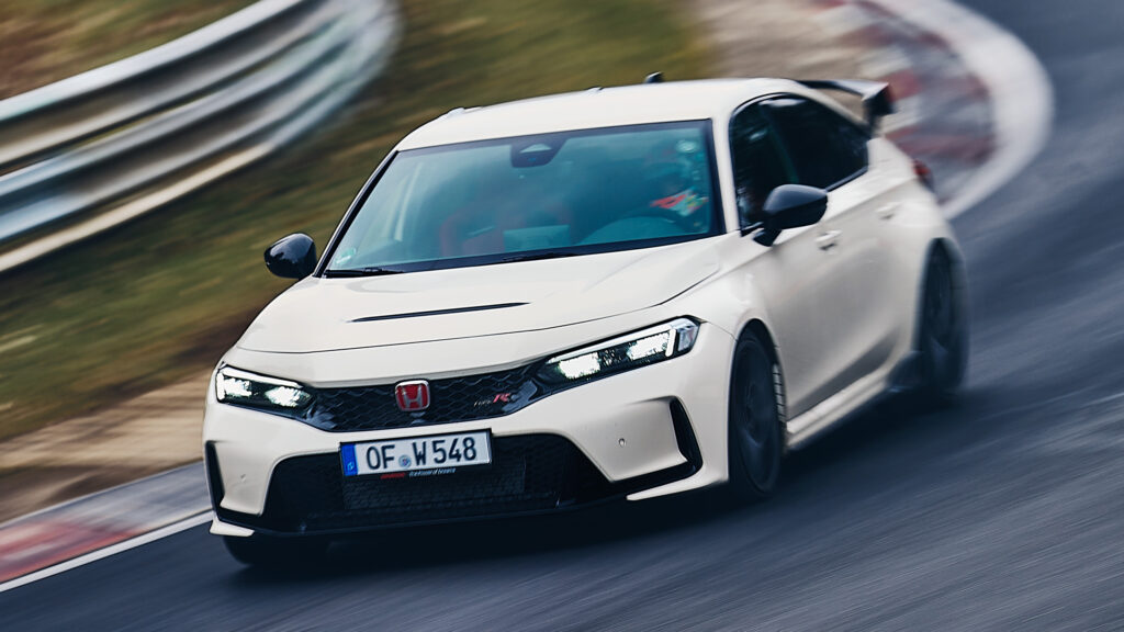 VW Golf GTI Edition 50: Önden Çekişli Bir Hız Canavarı