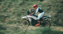 QJ Motor SRT 450 RX İncelemesi: A2 Ehliyet Sınıfının En Donanımlısı