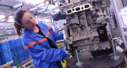 Stellantis PureTech Motor Dönemi Kapanıyor: Douvrin Fabrikası Kepenk İndiriyor