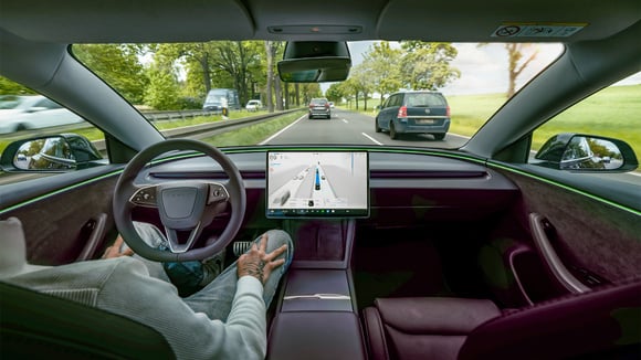 Fransa'nın Tesla FSD Kararı: Korumacılık mı, Güvenlik Kaygısı mı?