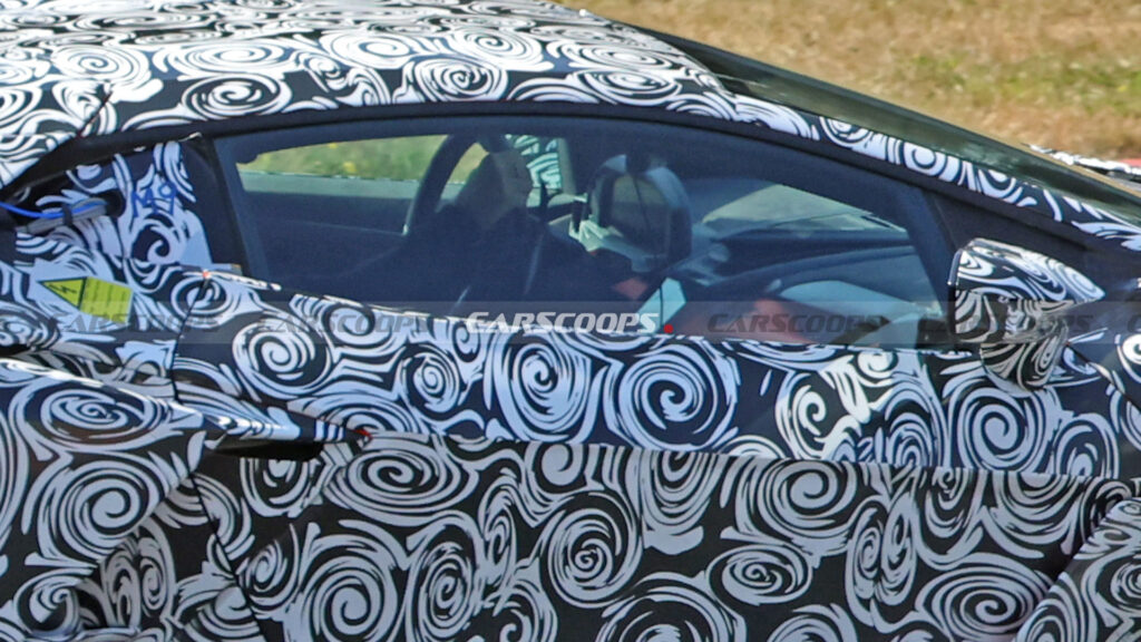 Lamborghini Revuelto SV Nürburgring'de görüntülendi: Daha hırçın ve daha güçlü
