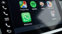 WhatsApp, Android Auto ve CarPlay İçin Özel Arayüzünü Yayınladı
