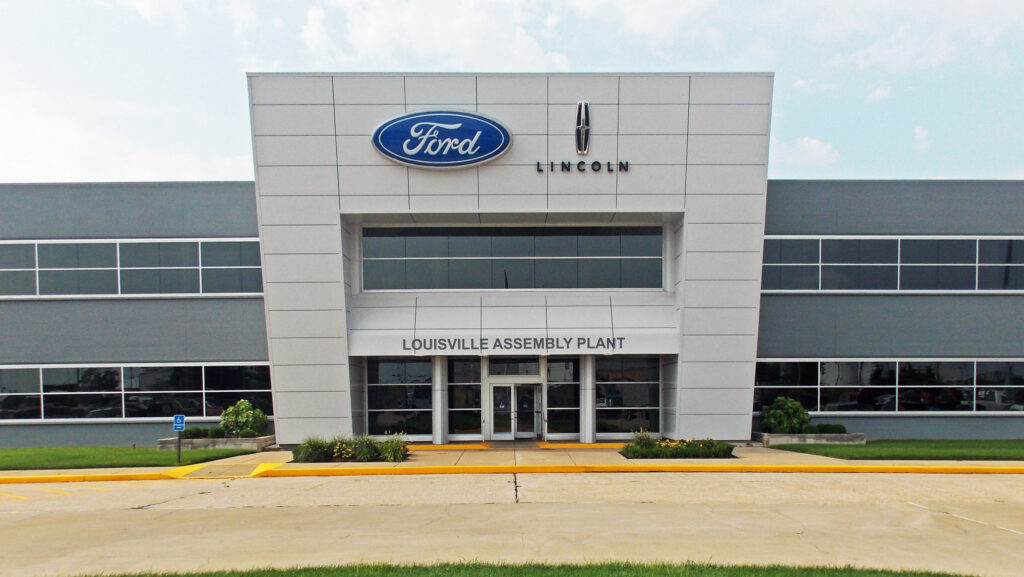 Ford'da 'Atıştırmalık Hırsızlığı' Krizi: Hatalı Ödeme Sistemleri Çalışanları İşinden Ediyor