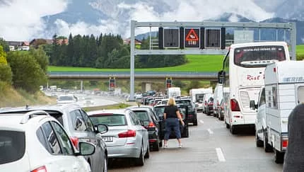 Avusturya otoyol trafiği - Avusturya'da Trafik Çilesi: A10, A12 ve A13'te Yoğunluk Bekleniyor