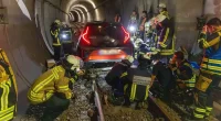 Bochum'da Toyota Aygo ile metro tüneline giriş: İlginç bir trafik kazası