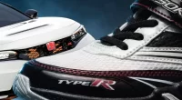 Minik Hayranlar İçin Honda Civic Type R Tasarımlı Ayakkabılar