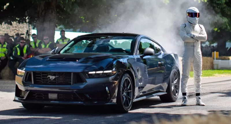 Top Gear geri dönüyor - Top Gear ekranlara geri dönüyor: Yeni sunucular kim olacak?