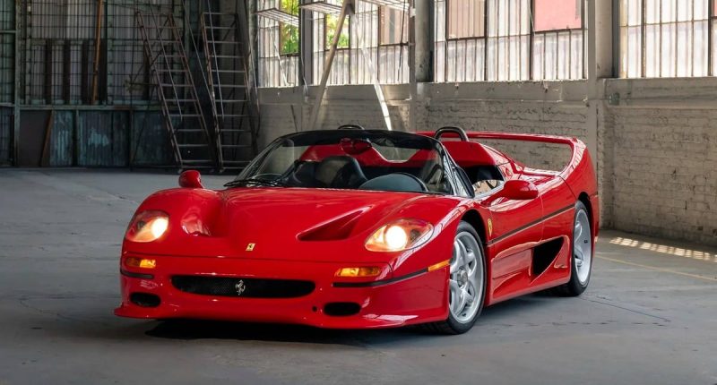 Mike Tyson’ın Efsanevi Ferrari F50 Modeli Açık Artırmada Satışa Çıkıyor