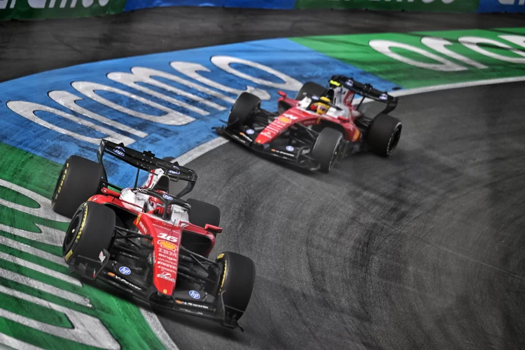 Ferrari için Lewis Hamilton ve Charles Leclerc sınavı başlıyor