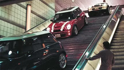Sinema Tarihinin Gizli Elektrikli Mini Cooper Modelleri