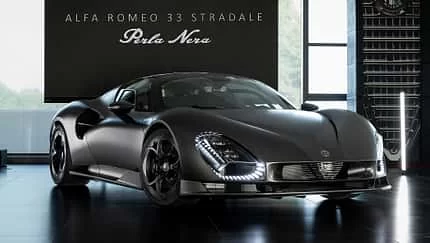 Alfa Romeo 33 Stradale Perla Nera: Karbonun Asil Zirvesi