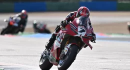 Iker Lecuona ve Nicolo Bulega arasındaki WorldSBK temas krizi