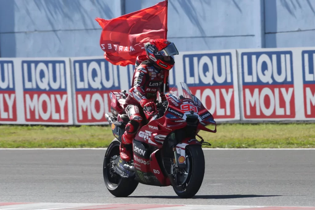Aprilia MotoGP mücadelesinde Marc Marquez engeline takıldı