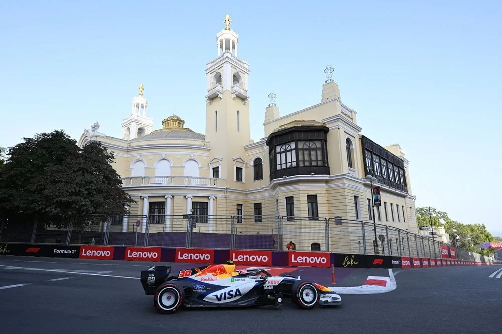 Azerbaycan GP: Hamilton-Lawson Olayı Neden Değişim Getirmedi?