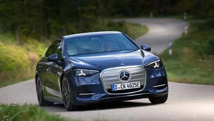 Mercedes-Benz model stratejisi 2027: İçten yanmalı motorlar öne geçiyor