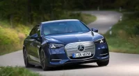 Mercedes-Benz model stratejisi 2027: İçten yanmalı motorlar öne geçiyor