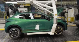 Otomotiv sektöründe Renault Clio ve Dacia Sandero için maliyet şoku