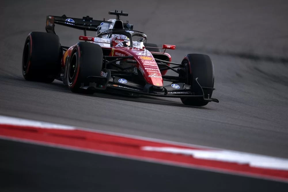 Kimi Antonelli ABD GP'sinde Pole Pozisyonunu Kaptı