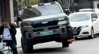 BYD Fangchengbao Bao 8'in Şaşırtan Üç Tekerlekli Sürüş Yeteneği