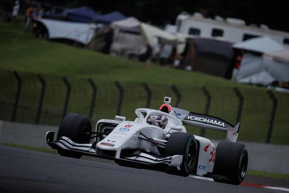 Super Formula Fuji yarışında ilk zafer Igor Fraga'nın