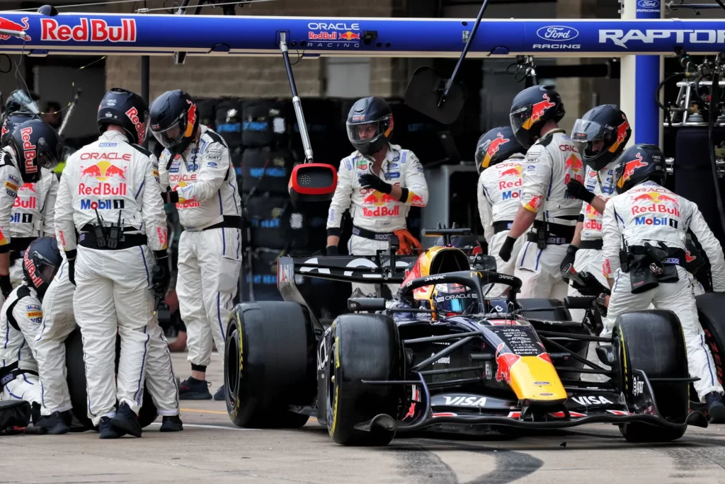Max Verstappen ve Red Bull cephesinde ABD GP sonrası kriz