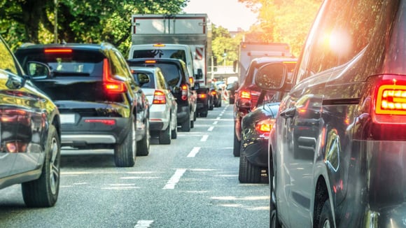 Gironde'daki Yangınlar Tatil Trafiğini Vuruyor: Sürücüler İçin Kritik Uyarılar