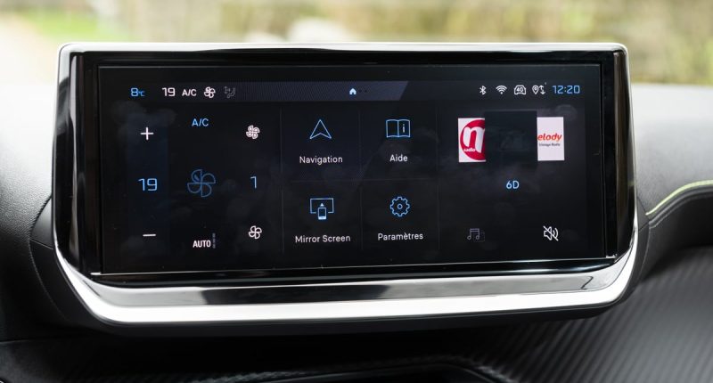 Otomobillerde Radyo Dönemi Sona mı Eriyor? Avrupa Harekete Geçti