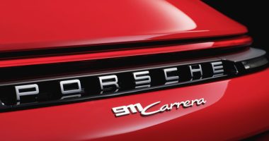 İkinci El Elektrikli Otomobil Fiyatları Yükselirken Porsche 911 Fırsatı Doğdu