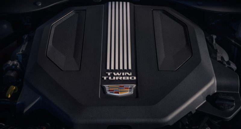 Cadillac İçten Yanmalı Motor Stratejisini Güncelliyor: Yeni Modeller Yolda