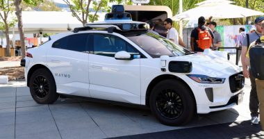 Waymo Robotaksiler Austin'de Park Cezalarıyla Baş Dertte