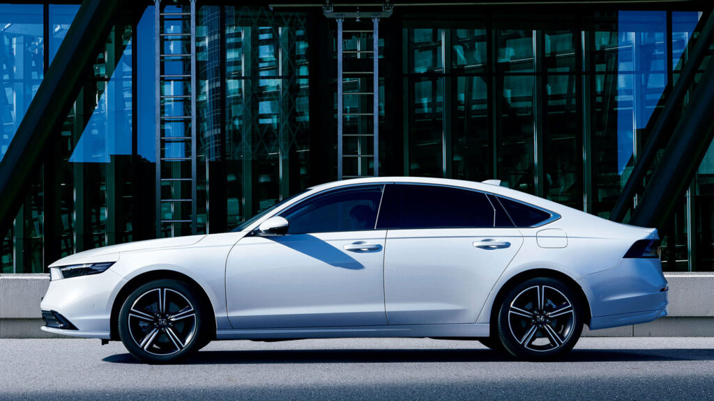 2027 Honda Accord Japonya'da Güncellendi: İşte Yeni Detaylar
