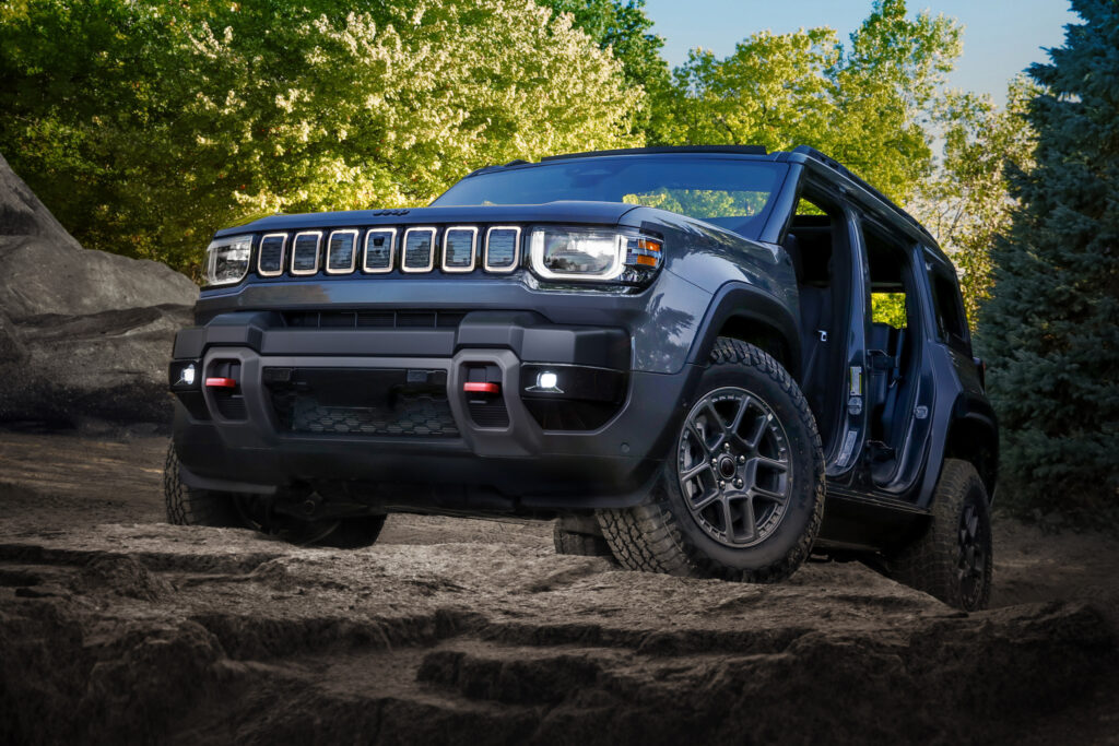 Arazi Sürüşünde Elektrikli mi İçten Yanmalı mı? Amerikalı Sürücülerin Tercihi Belli