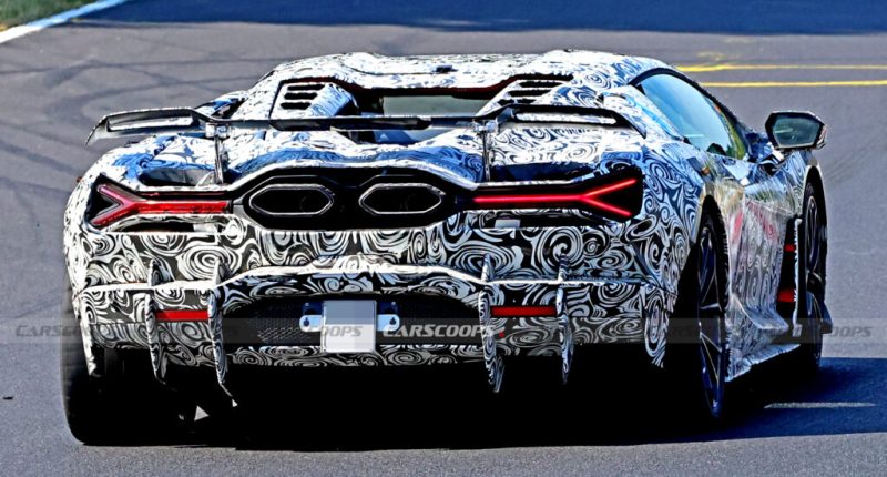 Lamborghini Revuelto SV Nürburgring'de görüntülendi: Daha hırçın ve daha güçlü