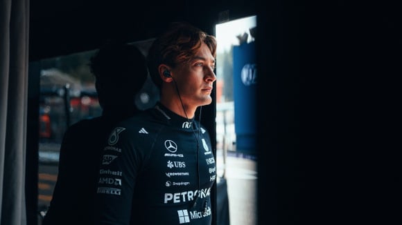 George Russell ve Lewis Hamilton Kazası: Belçika GP Sonrası Mercedes’te Gerginlik