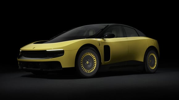 Ferrari'nin İlk Elektrikli Modeli Luce, Satış Hedeflerini İki Ayda Yakaladı