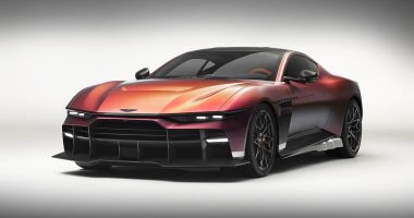 Aston Martin Valen: Dünyanın En Güçlü Önden Motorlu Süper Otomobili