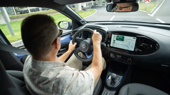 Toyota Aygo X Hybride: Yüksek Fiyatlara Rağmen Satışlarda Büyük Başarı