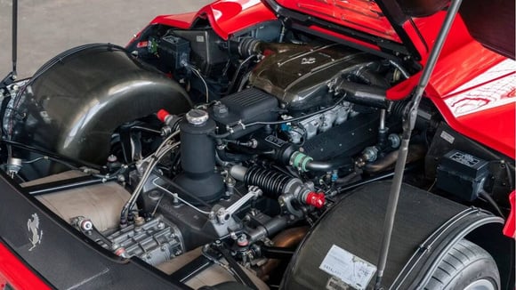 Mike Tyson’ın Efsanevi Ferrari F50 Modeli Açık Artırmada Satışa Çıkıyor