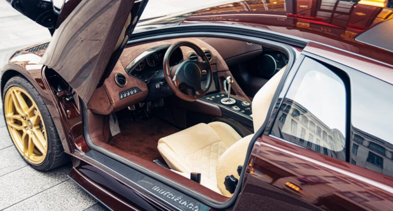 En Nadide Lamborghini Murcielago SV: Manuel Vitesli ve Kahverengi Efsane