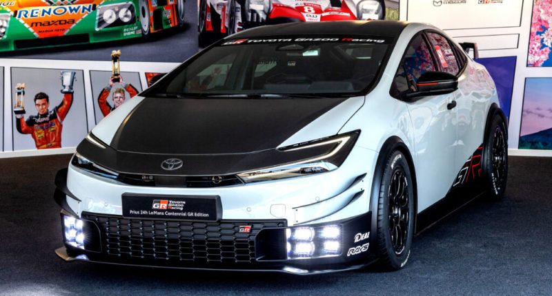 Toyota Prius GR Sport ile Efsanevi Bir Veda mı Hazırlıyor?