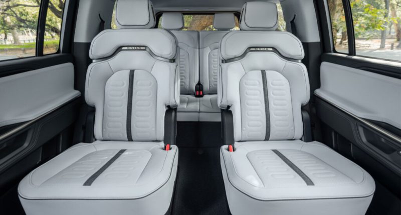 2027 Rivian R1 Serisi Yenilendi: En Çok İstenen Özellik Nihayet Geldi