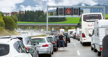 Avusturya otoyol trafiği - Avusturya'da Trafik Çilesi: A10, A12 ve A13'te Yoğunluk Bekleniyor