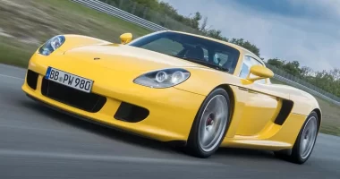 en iyi V10 motorlu otomobiller - Otomobil Dünyasının Zirvesi: En İyi V10 Motorlu Otomobiller
