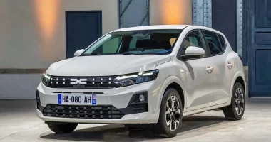 Dacia Sandero Essential: Giriş seviyesi donanım yeterli mi?