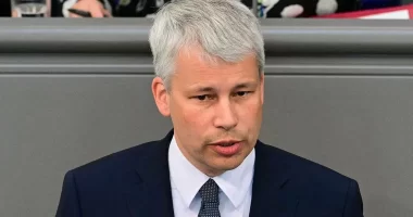 Alman otomotiv dünyasında pkw-maut tartışmaları yeniden alevlendi