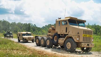 Oshkosh HET A1: 7 İleri Otomatik Şanzıman ile Güç ve Sadelik